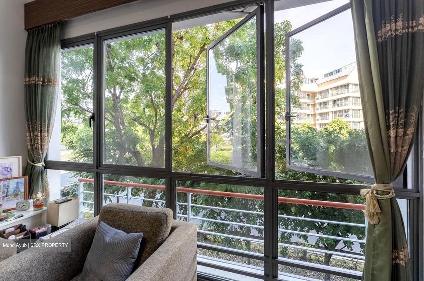 The Waterina (D14), Apartment #454662351